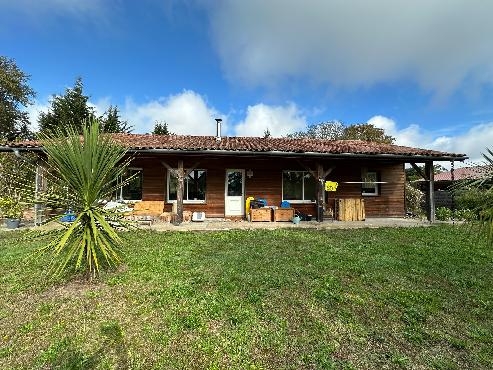 2 maisons à ossature bois sur 3 700 m²