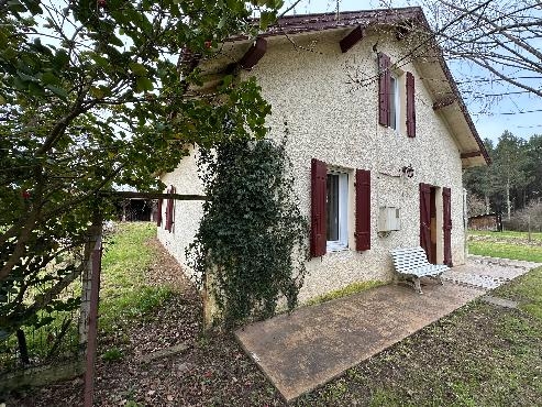 Maison de campagne rénovée sur 1 hectare près tous commerces