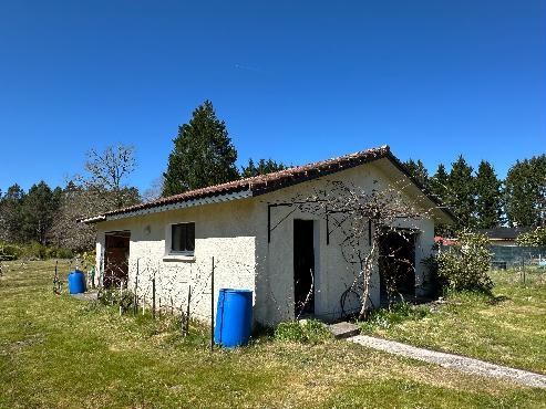 Maison de style landais, 4 chambres sur 4 400 m² de terrain