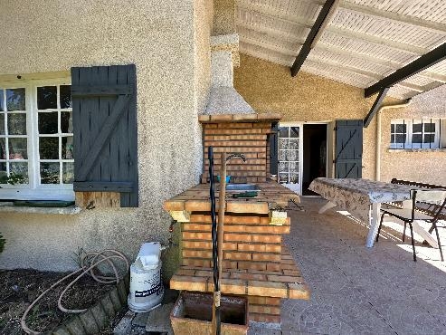 Maison de style landais, 4 chambres sur 4 400 m² de terrain