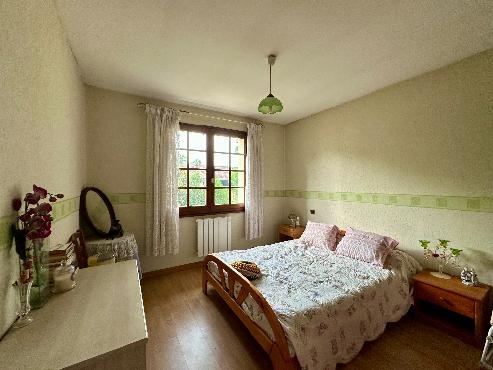 Maison de style landais, 4 chambres sur 4 400 m² de terrain
