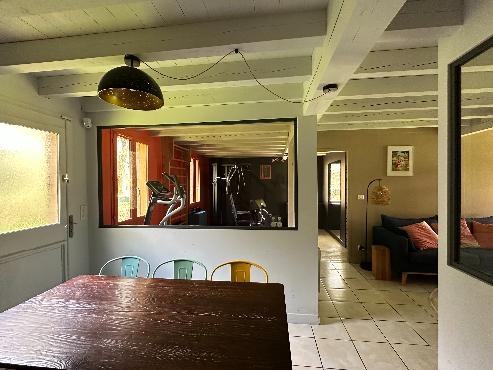 Maison landaise et dépendances  dans un écrin de verdure  !
