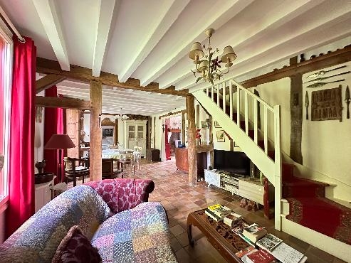 Maison landaise rénovée avec goût sur 6 600 m²