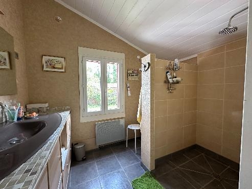Maison landaise rénovée avec goût sur 6 600 m²