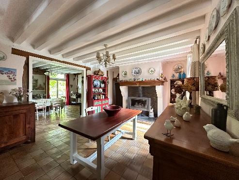 Maison landaise rénovée avec goût sur 6 600 m²