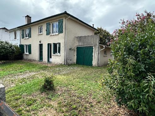Maison spacieuse, 4 chambres près tous commerces