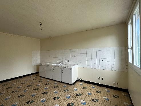 Maison spacieuse, 4 chambres près tous commerces