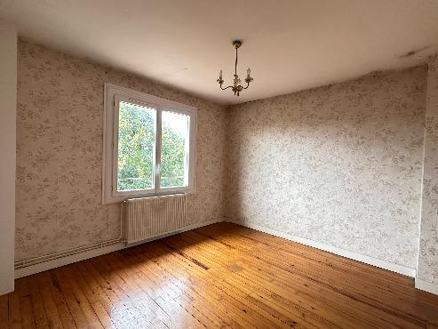 Maison spacieuse, 4 chambres près tous commerces