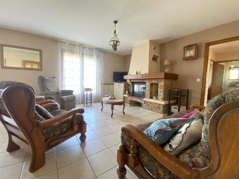 Maison spacieuse et confortable, près tous services !