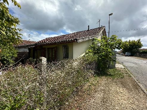 Maisonnette A RENOVER