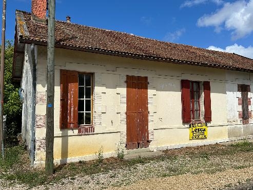 Maisonnette A RENOVER