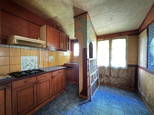 Maisonnette A RENOVER