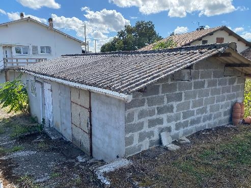 Dépendance sur un terrain de 875 m²