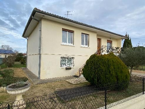 Une maison familiale pleine de charme vous attend !